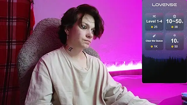 esajukyy online show from 10/23/25, 05:23