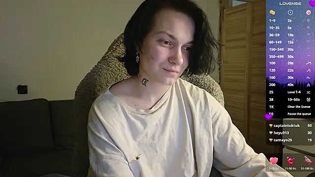 esajukyy online show from 03/09/26, 04:00