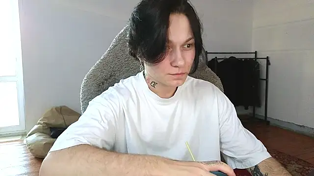 Snapshot of esajukyy chatting on 07/01/26, 11:56 esajukyy online show from 07/01/26, 11:56