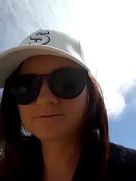 Samira-Summer online show from 03/13/25, 10:47