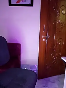 Olivia3 online show from 02/09/25, 10:21