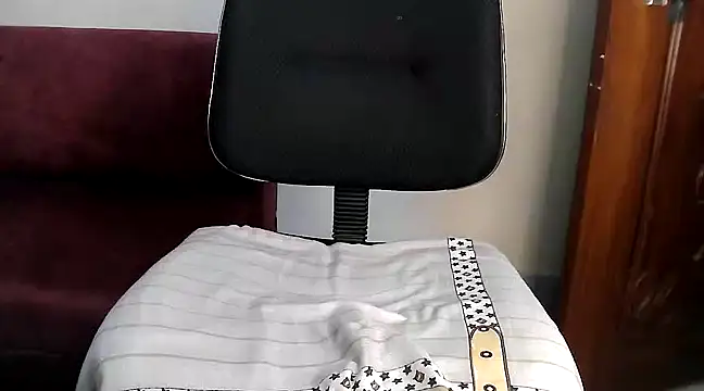 Olivia3 online show from 03/16/25, 09:26