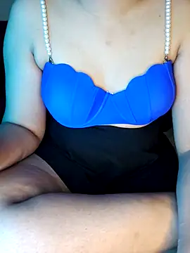 Olivia3 online show from 11/03/25, 08:43