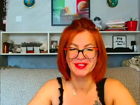 Snapshot of Natali3855 chatting on 07/18/26, 04:05 Natali3855 online show from 07/18/26, 04:05