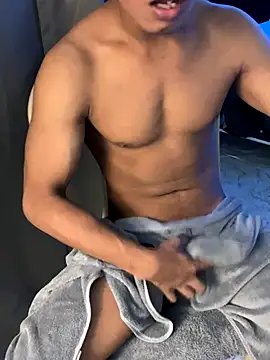 Snapshot of nick__yy chatting on 09/29/25, 10:09 nick yy online show from 09/29/25, 10:09