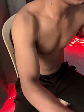 Snapshot of nick__yy chatting on 10/01/25, 09:59 nick yy online show from 10/01/25, 09:59