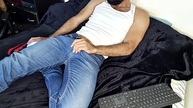 Snapshot of BEN_BLAZE chatting on 02/20/25, 07:08 BEN BLAZE online show from 02/20/25, 07:08