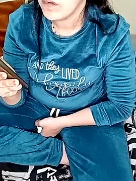 ShadiaStar online show from 02/22/25, 03:03