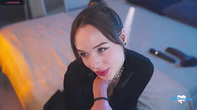 Bllowjoyy online show from 10/02/25, 07:15