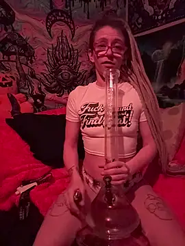 Stonermama666420 online show from 01/17/26, 03:44