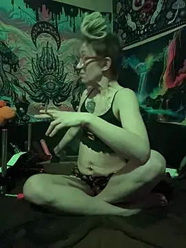 Stonermama666420 online show from 01/18/26, 08:12