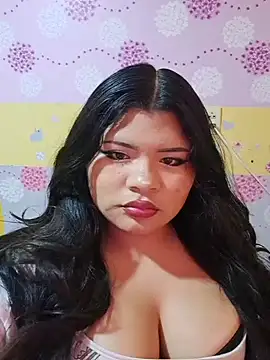 Snapshot of CANELA_9911 chatting on 11/25/25, 12:10 CANELA 9911 online show from 11/25/25, 12:10