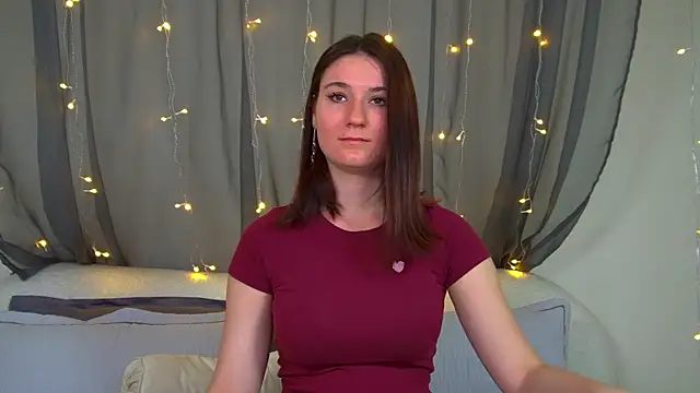 VictoriaArdern online show from 11/17/25, 06:30