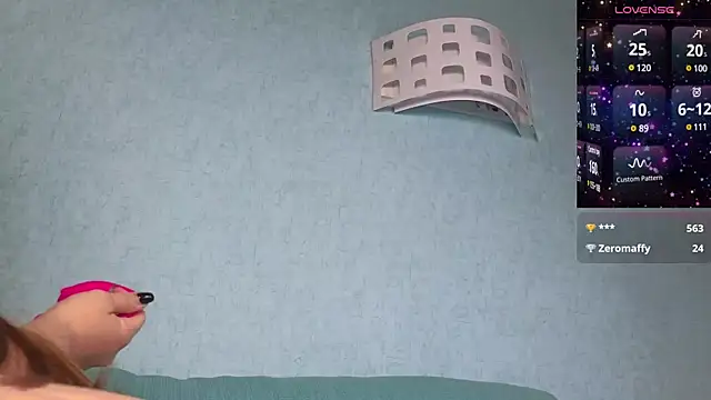 Snapshot of MissFreyaX chatting on 12/22/24, 01:34 MissFreyaX online show from 12/22/24, 01:34