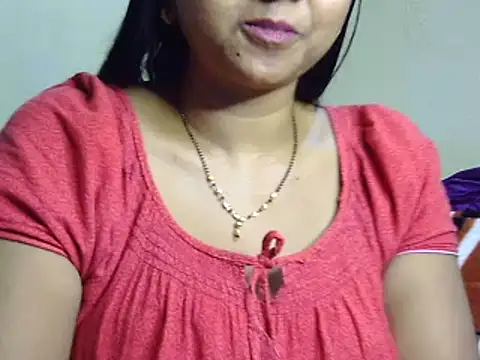 Snapshot of Suhana-sapna chatting on 02/04/25, 04:50 Suhana-sapna online show from 02/04/25, 04:50