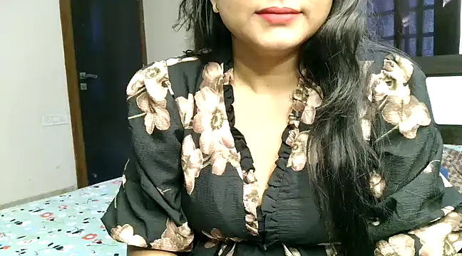 Snapshot of Hritvika chatting on 03/10/25, 02:50 Hritvika online show from 03/10/25, 02:50