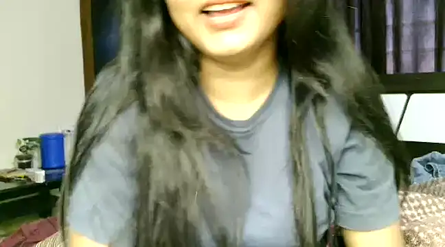 Snapshot of Hritvika chatting on 03/19/25, 07:18 Hritvika online show from 03/19/25, 07:18