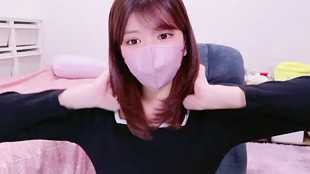 Runarunapi online show from 10/14/25, 08:15