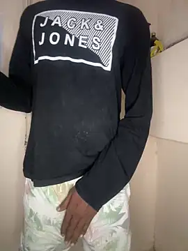 mahiking online show from 03/18/25, 06:59