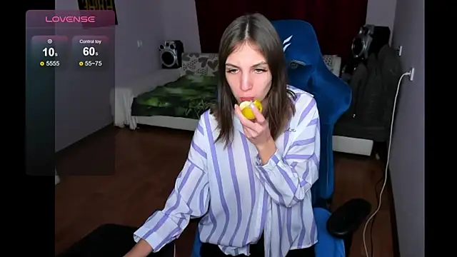 Venera66615 online show from 12/29/24, 04:51