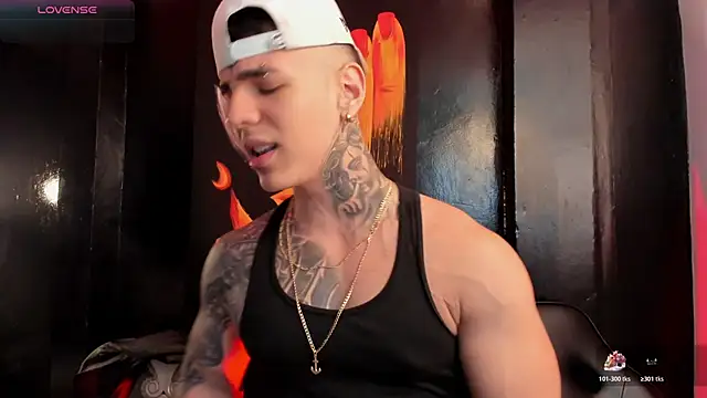 Flynn Riider online show from 02/13/26, 05:42