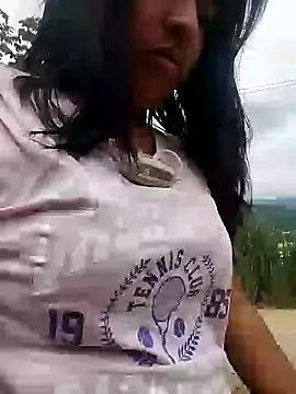 Danna-linyi online show from 12/22/24, 03:00