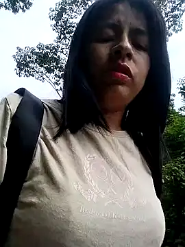 Danna-linyi online show from 02/21/25, 02:59