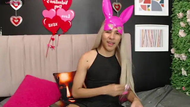  Natassia Dreams online show from 02/21/25, 08:27