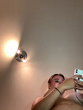 Snapshot of CherryEmmy chatting on 09/19/25, 05:46 CherryEmmy online show from 09/19/25, 05:46