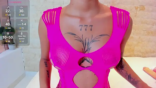 Snapshot of mia_roldan_ chatting on 01/22/25, 07:24 mia roldan online show from 01/22/25, 07:24