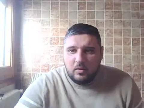  revianzip1 online show from 02/03/25, 02:55