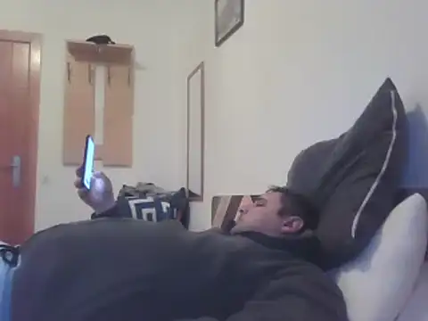  revianzip1 online show from 02/15/25, 05:28