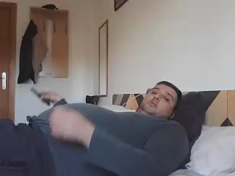  revianzip1 online show from 02/16/25, 03:59