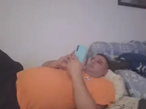  revianzip1 online show from 10/04/25, 04:38