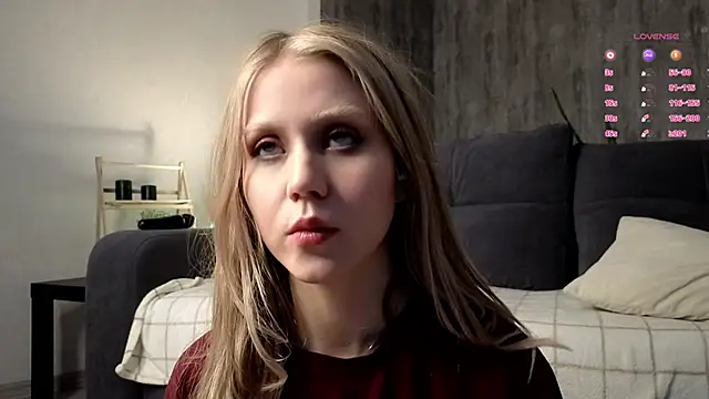 WiloneEsse online show from 03/09/25, 01:04