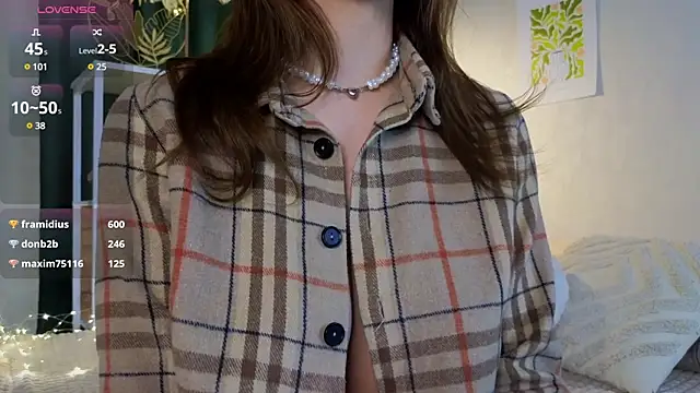 ElvaHilby online show from 02/07/25, 07:17