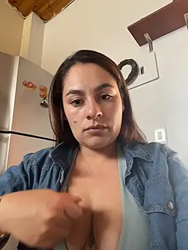 Gabriela-Parker  online show from 12/02/25, 07:09