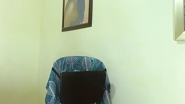 katerineleon online show from 12/04/25, 09:23