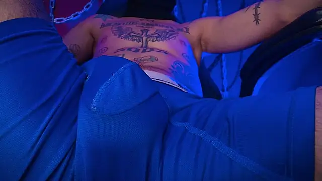 Junihn0 online show from 01/01/25, 01:27