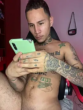 Junihn0 online show from 02/04/25, 03:57