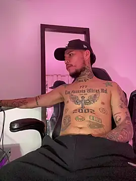 Junihn0 online show from 10/10/25, 09:25