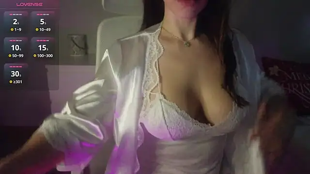 Lacey Blaire online show from 12/13/24, 12:17