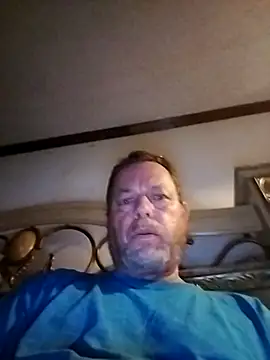 Snapshot of Rayc61 chatting on 05/10/26, 05:01 Rayc61 online show from 05/10/26, 05:01