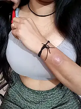 Snapshot of cute-neha70 chatting on 02/04/25, 03:11 cute-neha70 online show from 02/04/25, 03:11