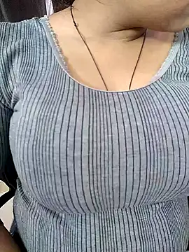 Cute-Anamika50 online show from 02/15/25, 07:16