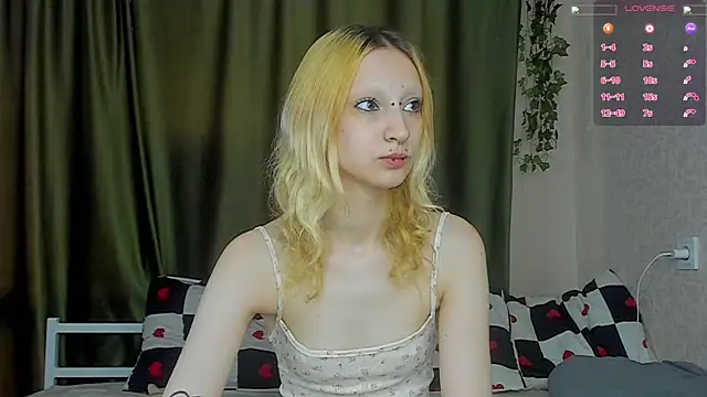Lexy-Woorhez online show from 05/06/26, 11:26