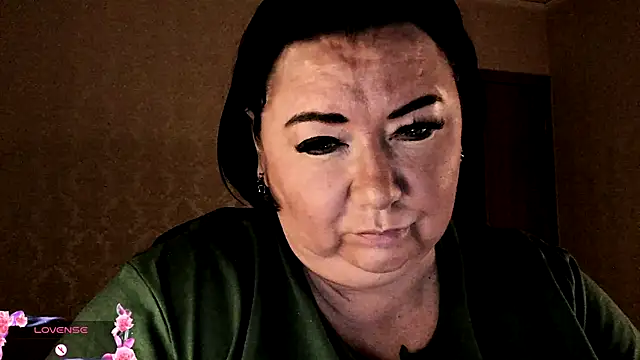 SexxyDreams1 online show from 12/05/25, 03:52