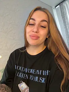 VikiDemi online show from 09/27/25, 06:07