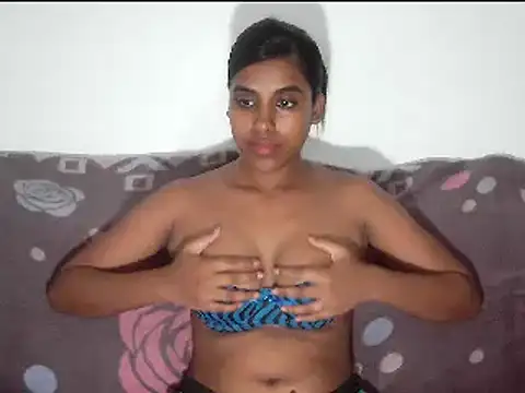 Snapshot of XIndian_Butterfly4uX chatting on 01/19/25, 06:21 XIndian Butterfly4uX online show from 01/19/25, 06:21