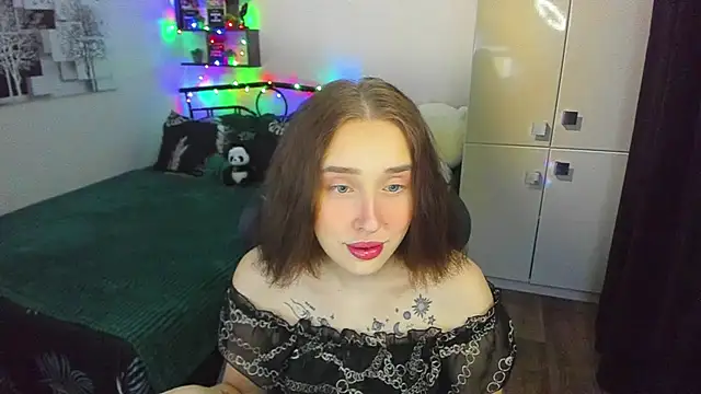 LinaTruly online show from 02/28/26, 10:11